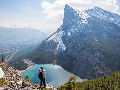 秘境健行～落入凡間的夢幻森林露營