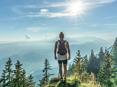 秘境健行～落入凡間的夢幻森林露營